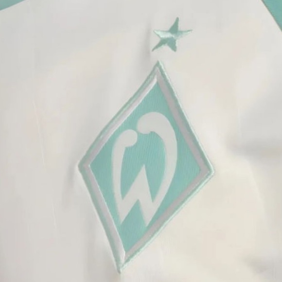 NWT 2024-2025 Werder Bremen Away Shirt Soccer Jersey Size US Small Mint/Cream - Picture 2 of 11